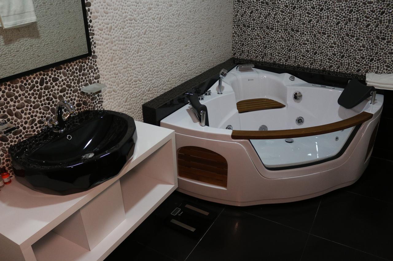 Hotel Admiral Prizren Luaran gambar