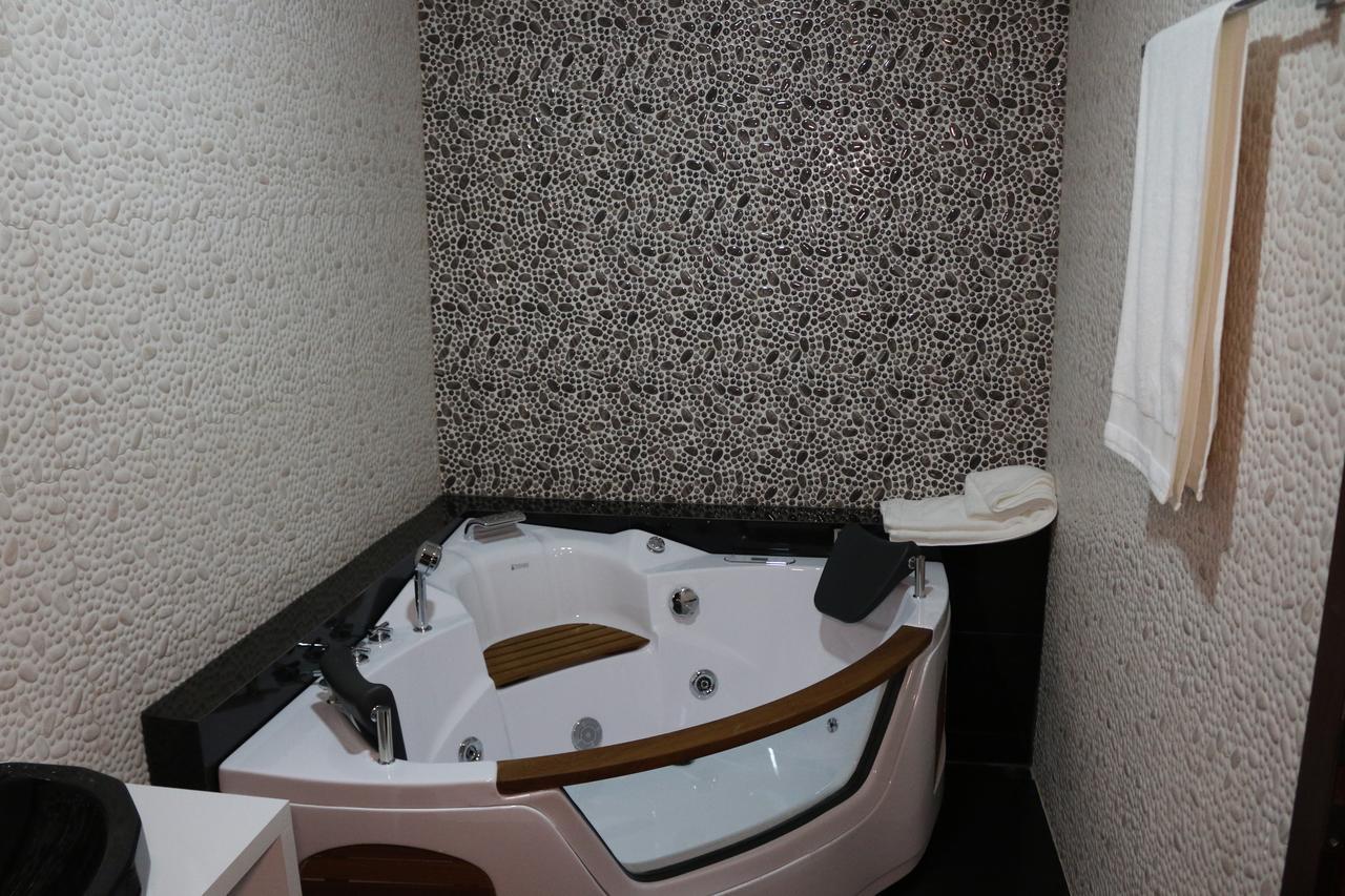 Hotel Admiral Prizren Luaran gambar
