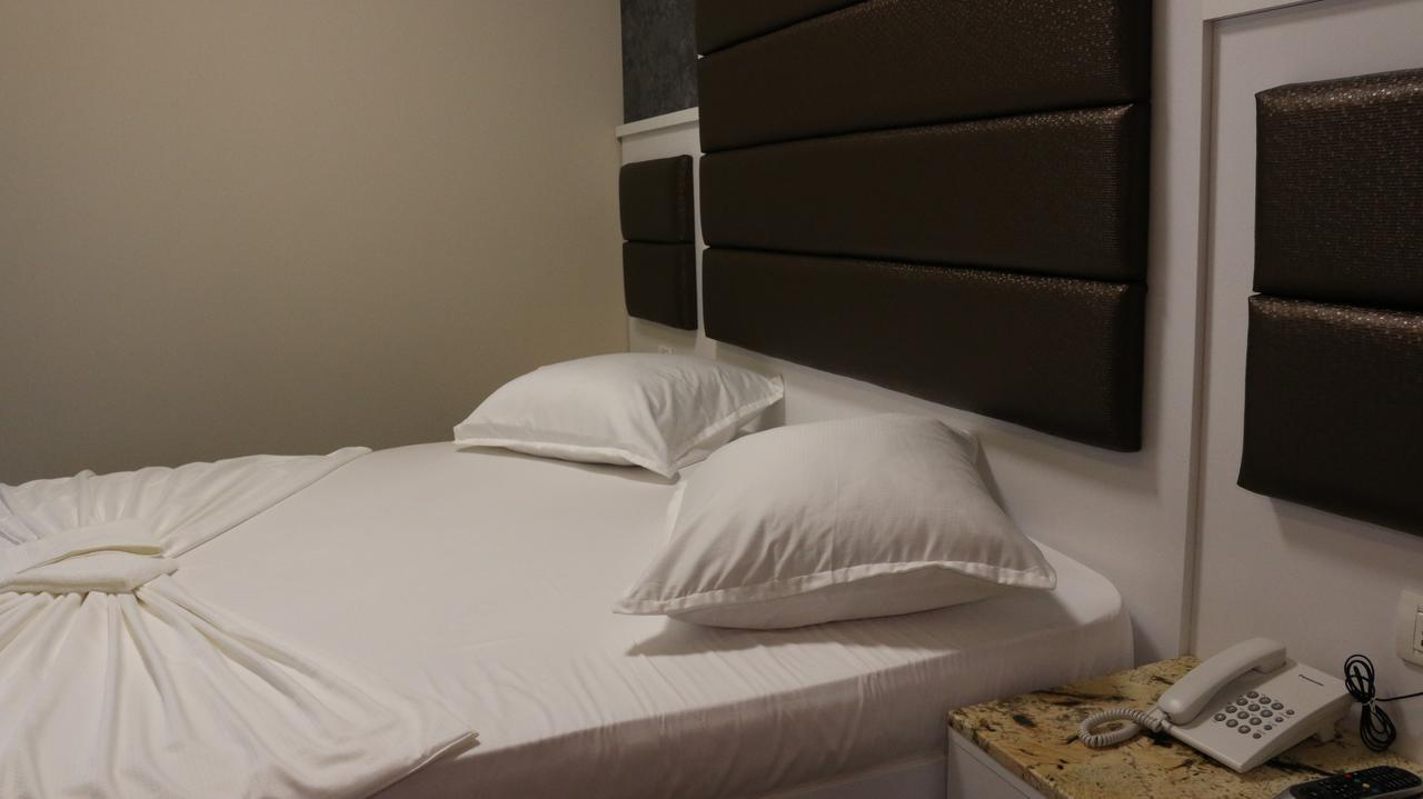 Hotel Admiral Prizren Luaran gambar